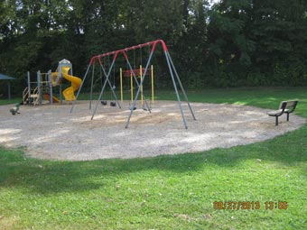 Bob McCollum Park - playgound swingset